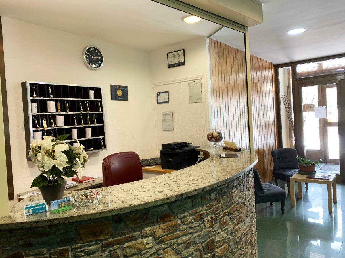 Hotel Barcelona Sant Julia de Loria Bagian luar foto