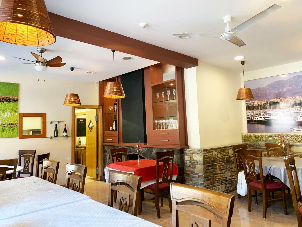 Hotel Barcelona Sant Julia de Loria Bagian luar foto