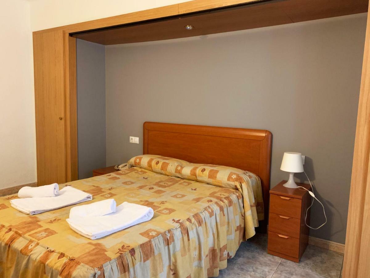 Hotel Barcelona Sant Julia de Loria Bagian luar foto