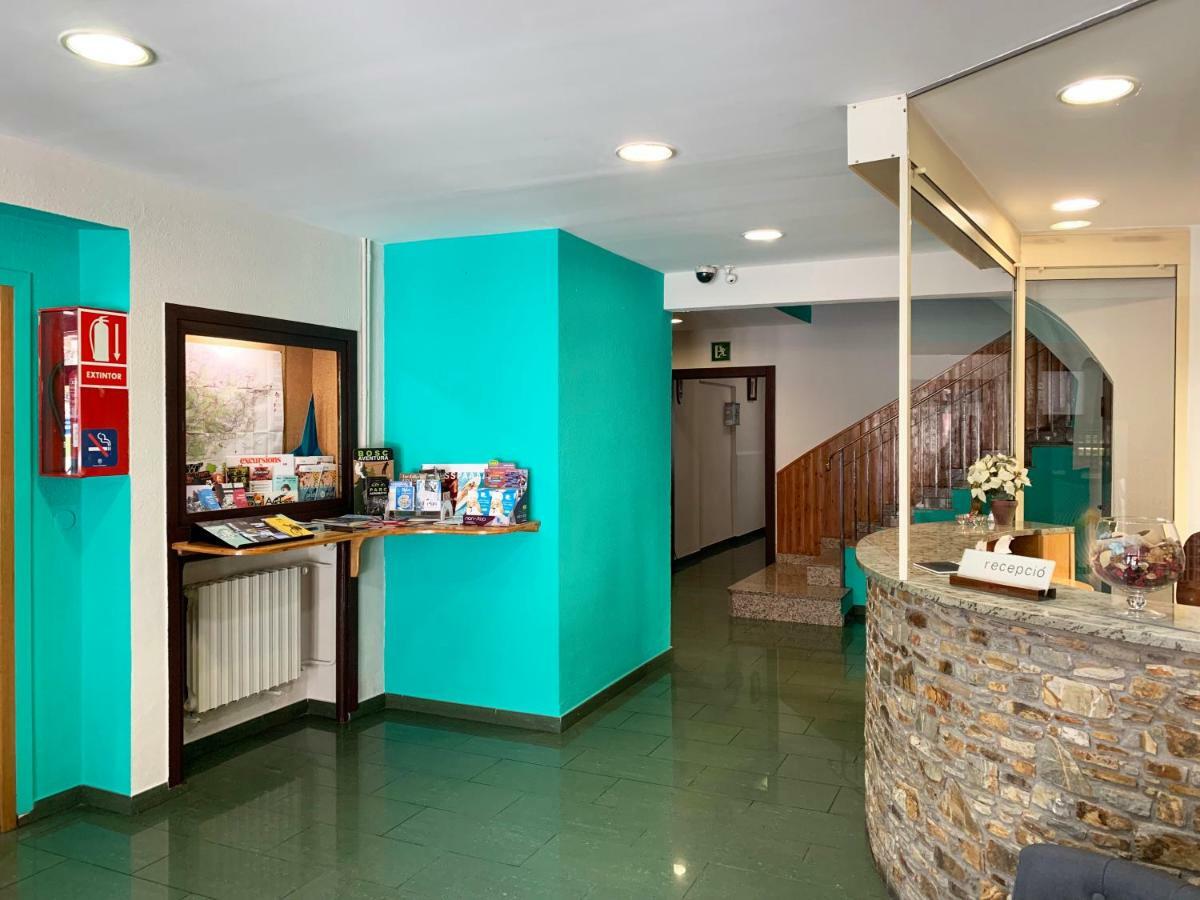 Hotel Barcelona Sant Julia de Loria Bagian luar foto